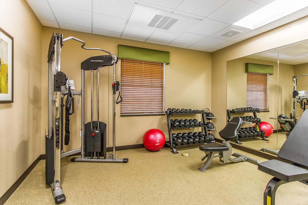 Mainstay Suites Stanley מראה חיצוני תמונה