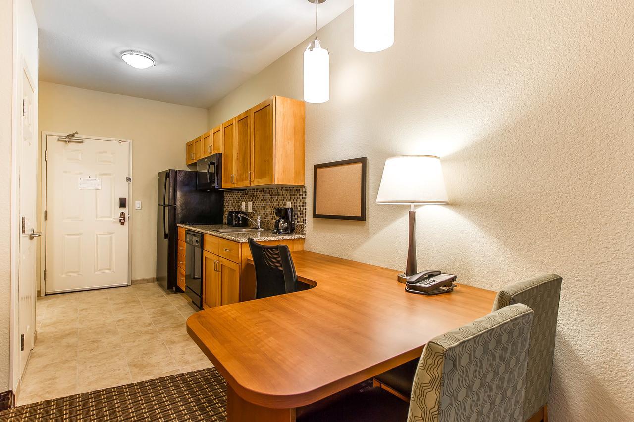 Mainstay Suites Stanley מראה חיצוני תמונה